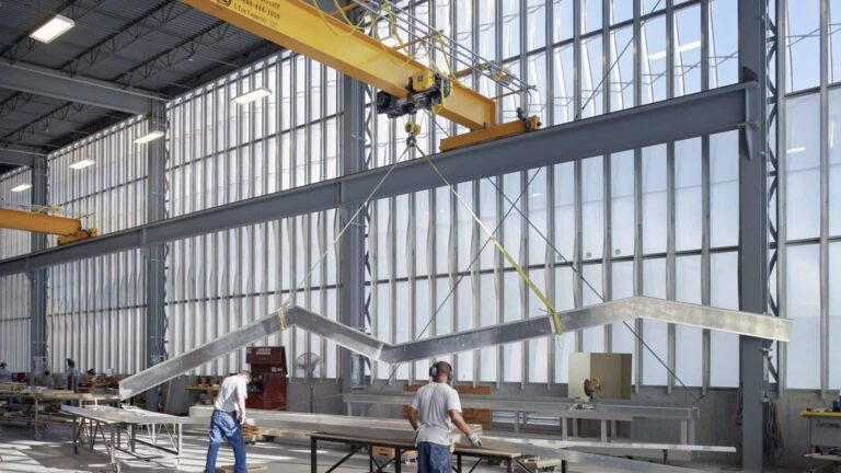 Robert Zahner Named 2012 SMACNA Contractor of the Year