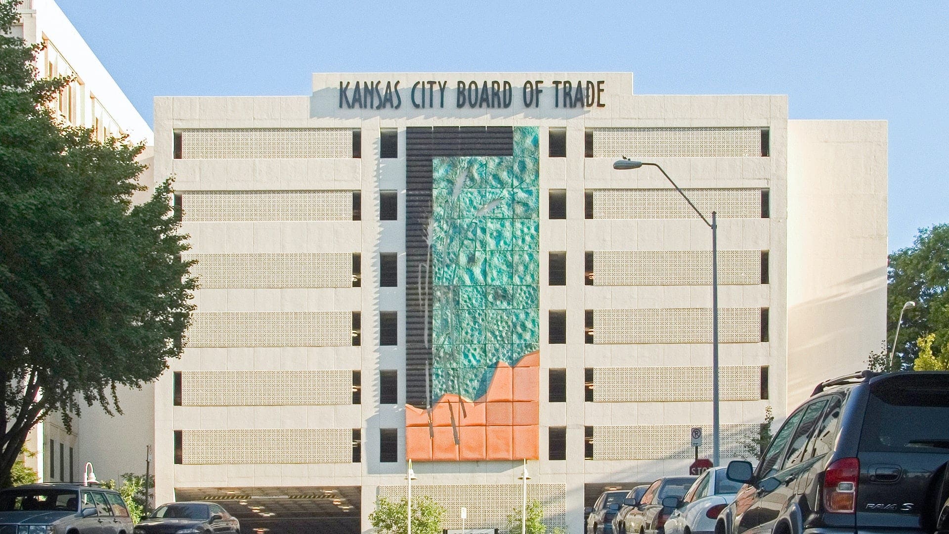 HEARTLAND HARVEST AT THE KANSAS CITY BOARD OF TRADE.