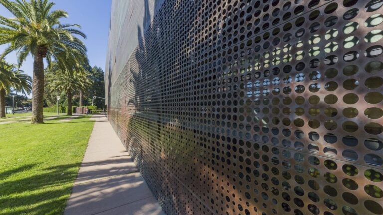 The Semantic Metal Surface