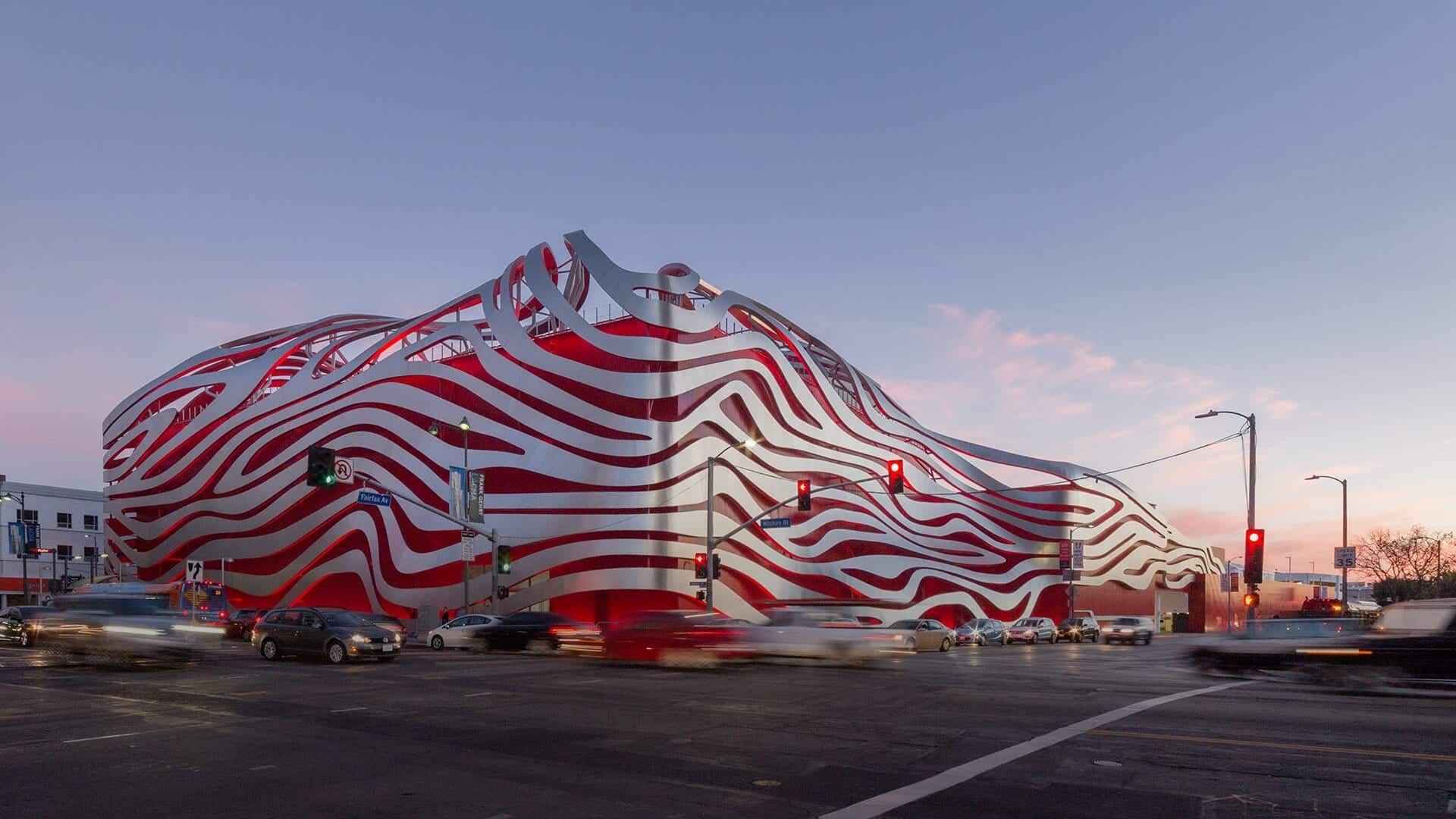 Design development for the Petersen Automotive Museum began in 2012. Principal Trent Tesch knew that the complex shapes would be best defined under a Design Assist contract with Zahner.