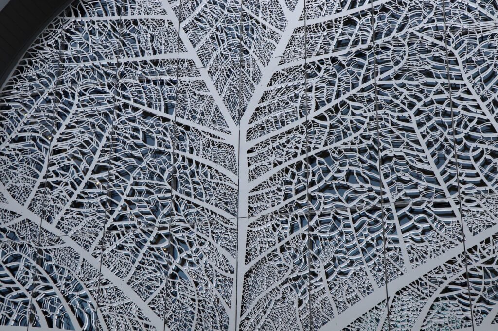 International artist Jan Hendrix collaborates with Zahner for latest installation