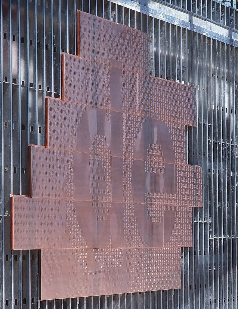 de Young Museum facade during construction.