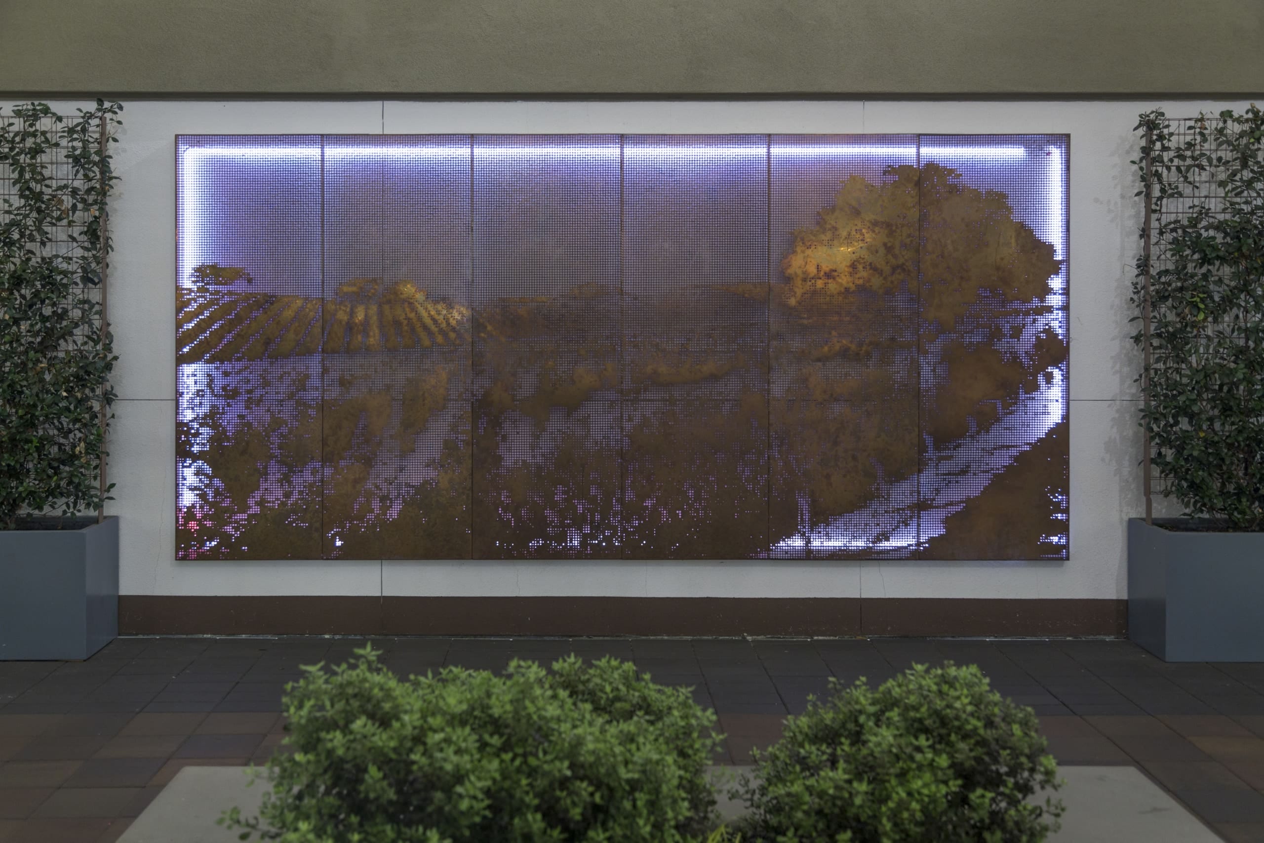 COPPER SURFACE OF THE LIVERMORE ARTWORK at The San Francisco Premium Outlets