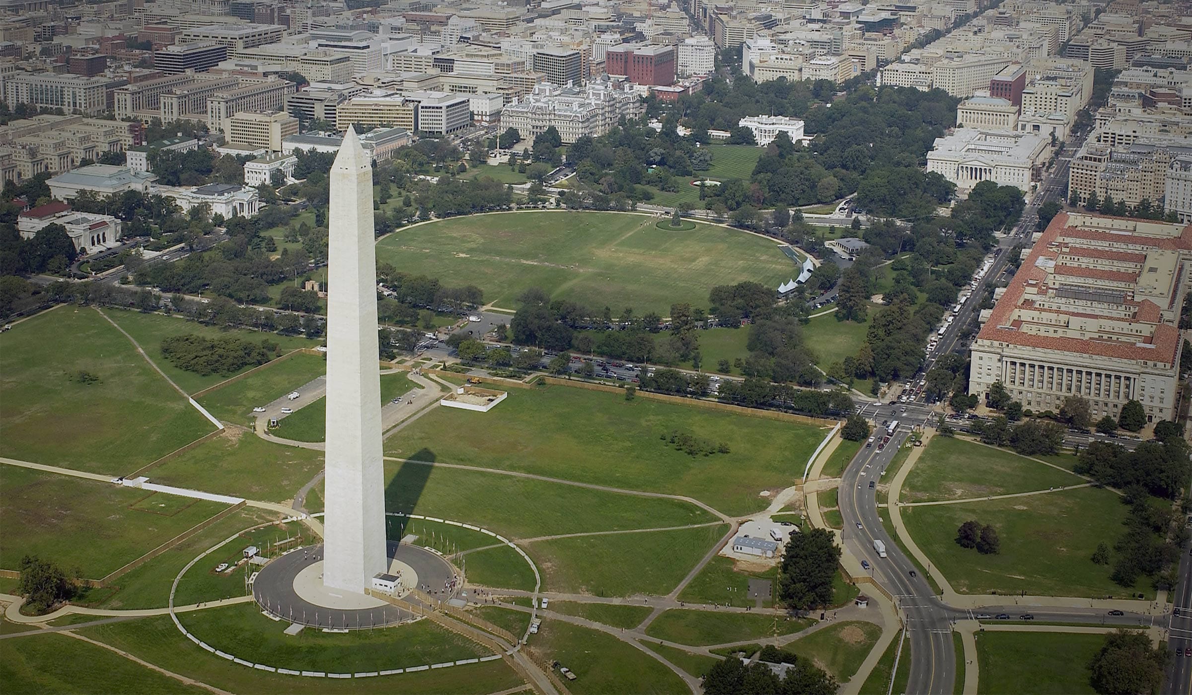 Zahner recognized by White House Secretary of Commerce