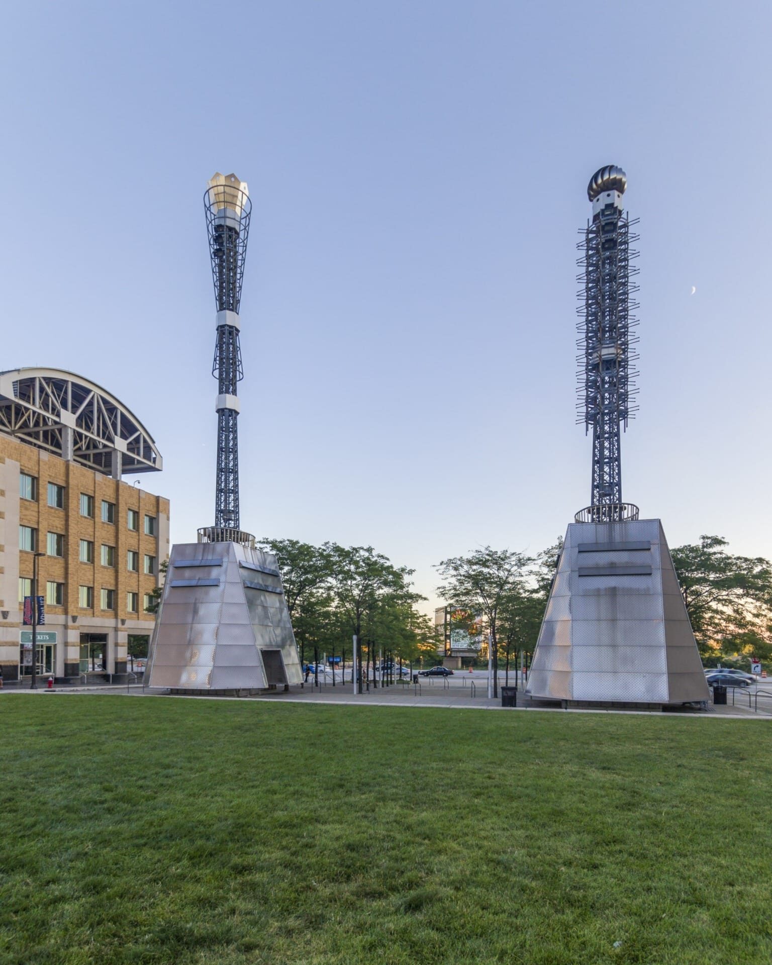 cleveland-r-m-fischer-sculpture-3087-scaled