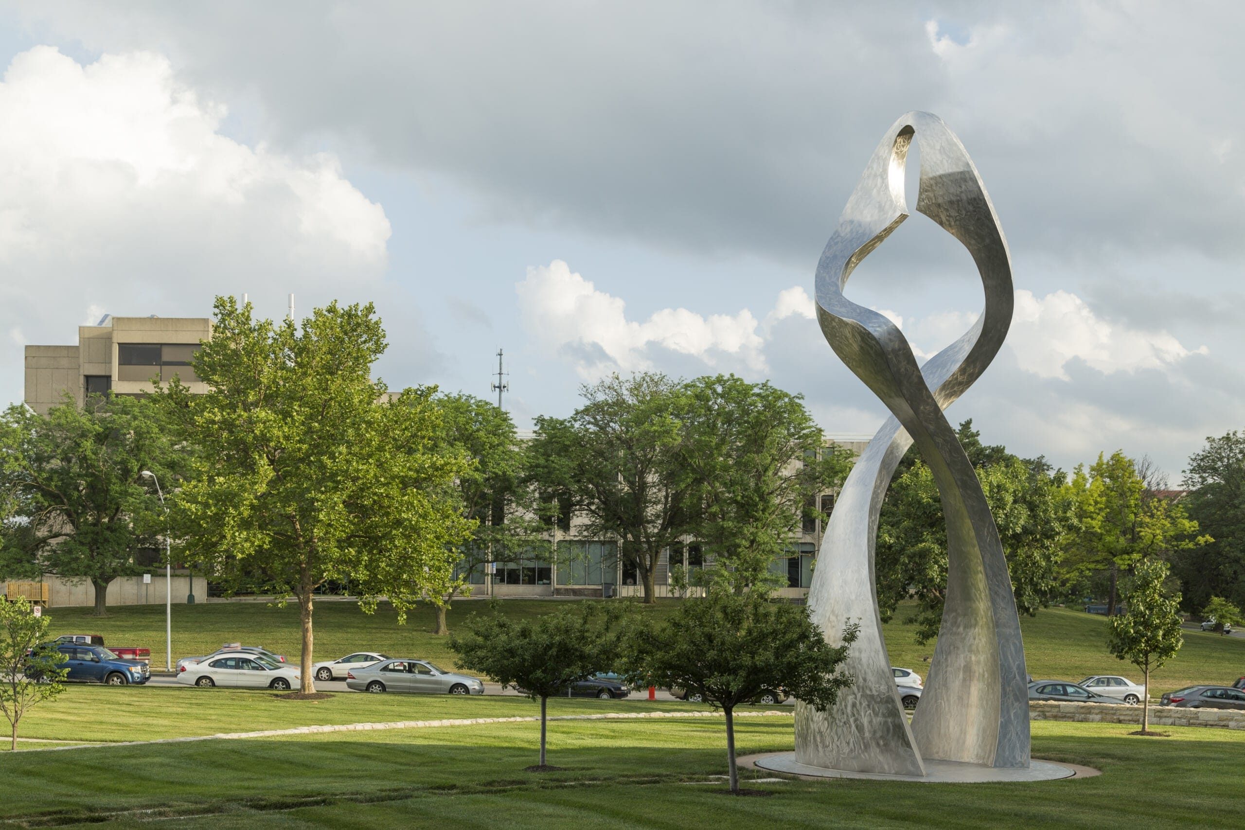 umkc-sculpture-hope-for-life-c-zahner-1436-scaled