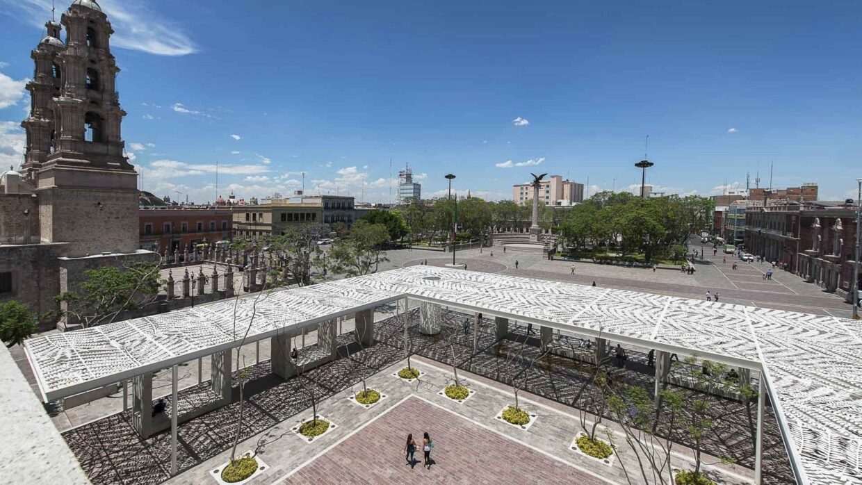 Patio de las Jacarandas