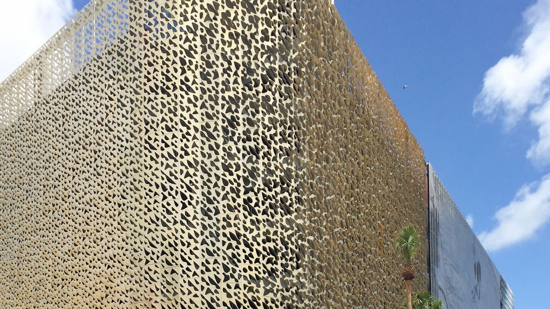 2_miami-city-view-garage-leong-leong